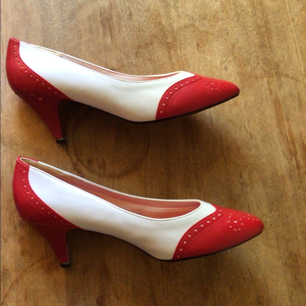 Vintage  80 s NWOT Red/white Oxford Pumps 7